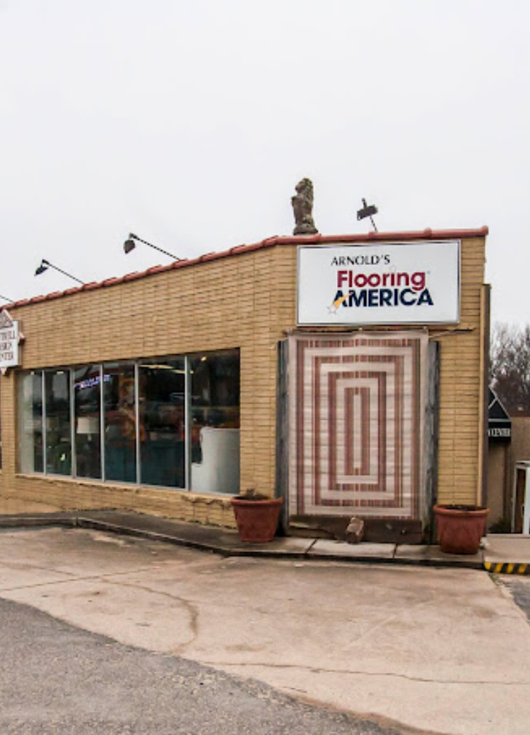 Arnold's Flooring America Cantrell Showroom
